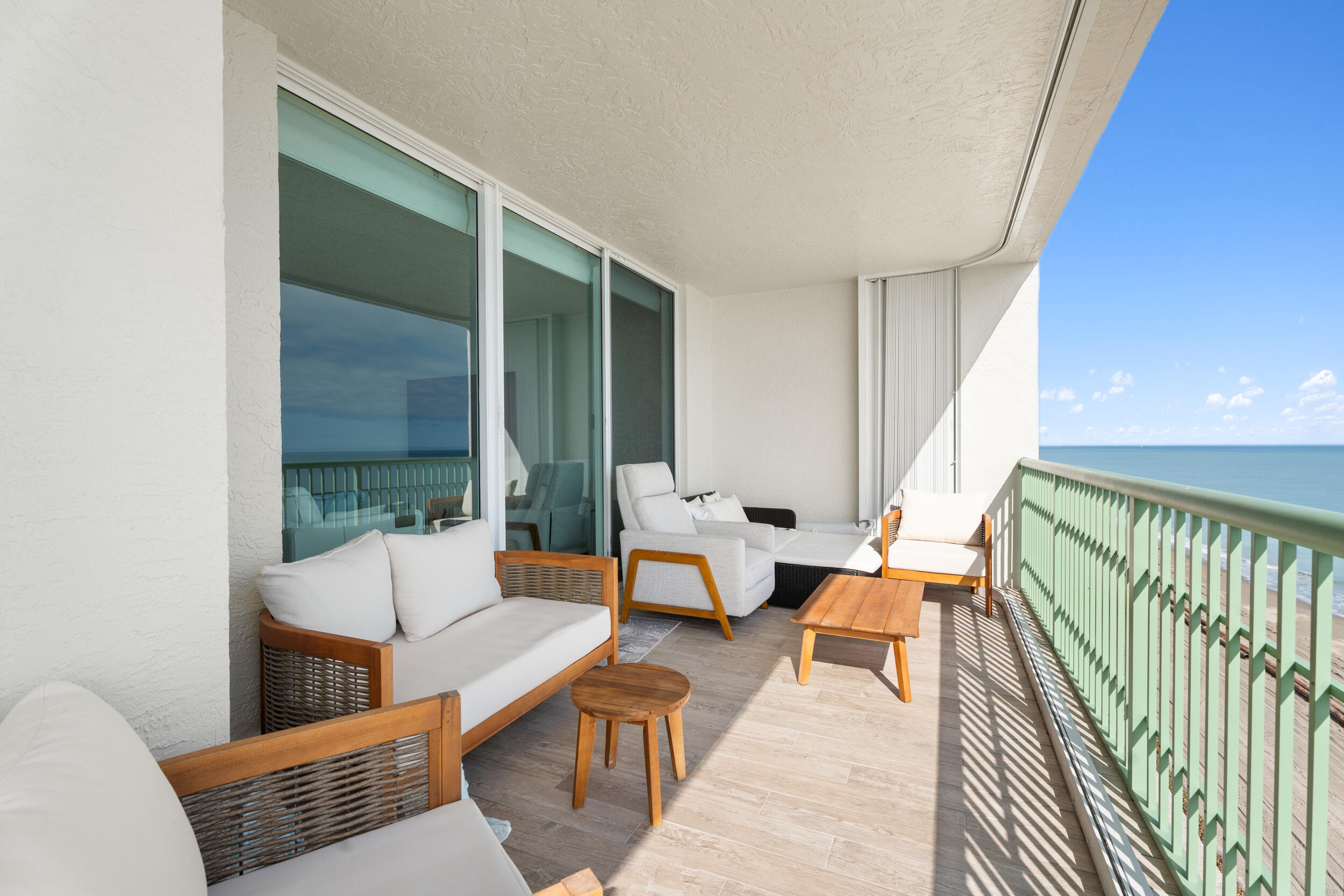 REGENCY ISLAND DUNES CONDOMINIUM - Residential