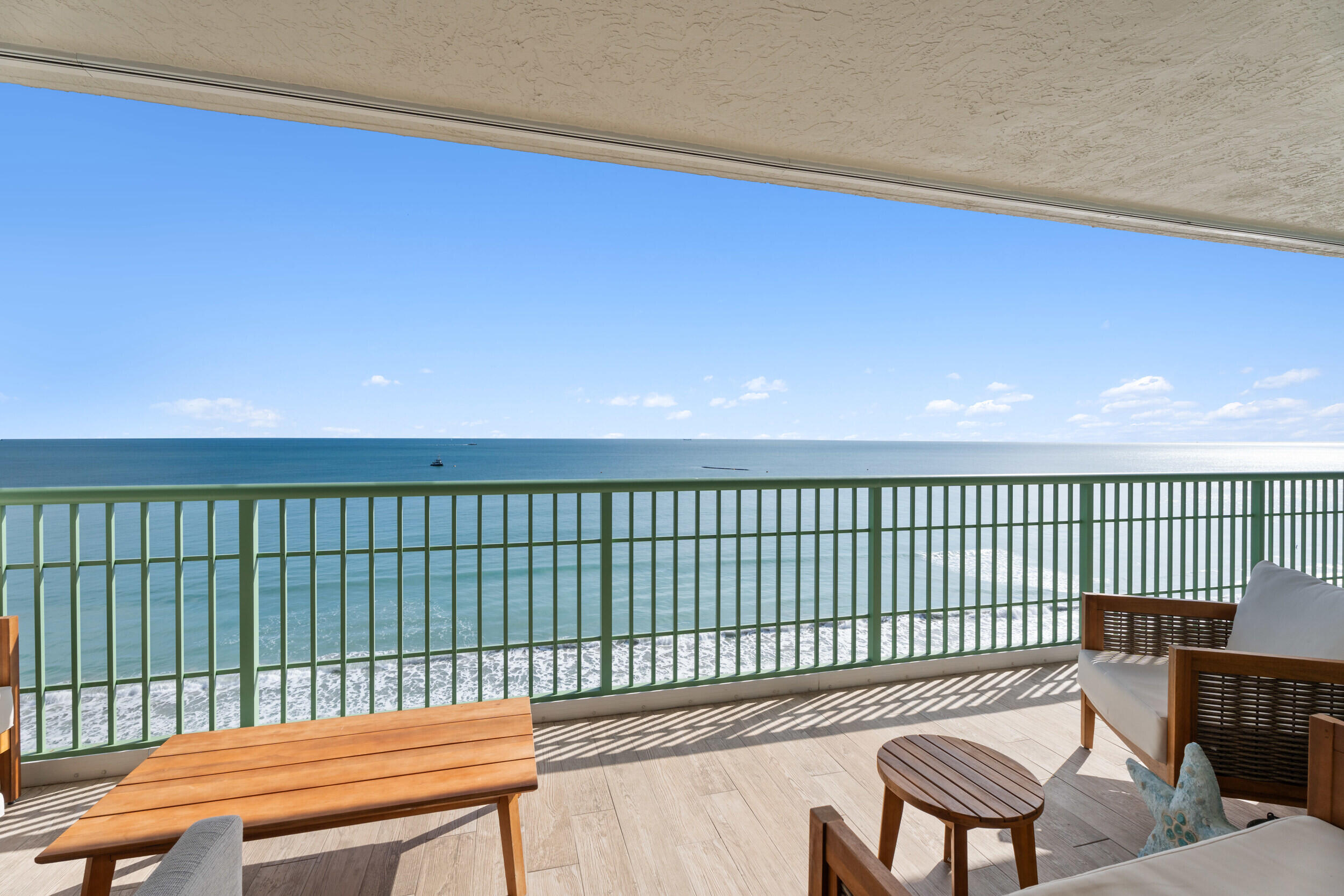 REGENCY ISLAND DUNES CONDOMINIUM - Residential
