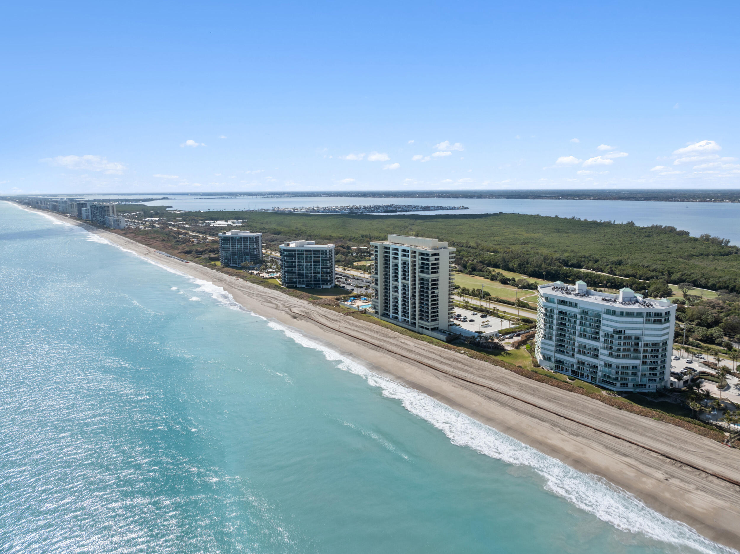 REGENCY ISLAND DUNES CONDOMINIUM - Residential