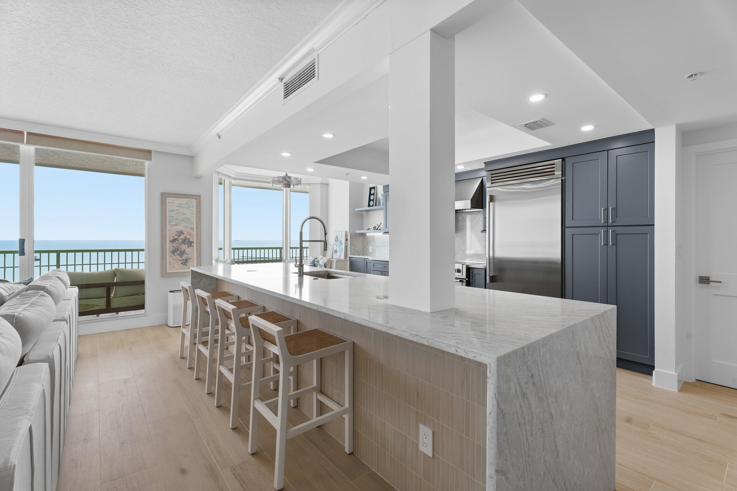 REGENCY ISLAND DUNES CONDOMINIUM - Residential