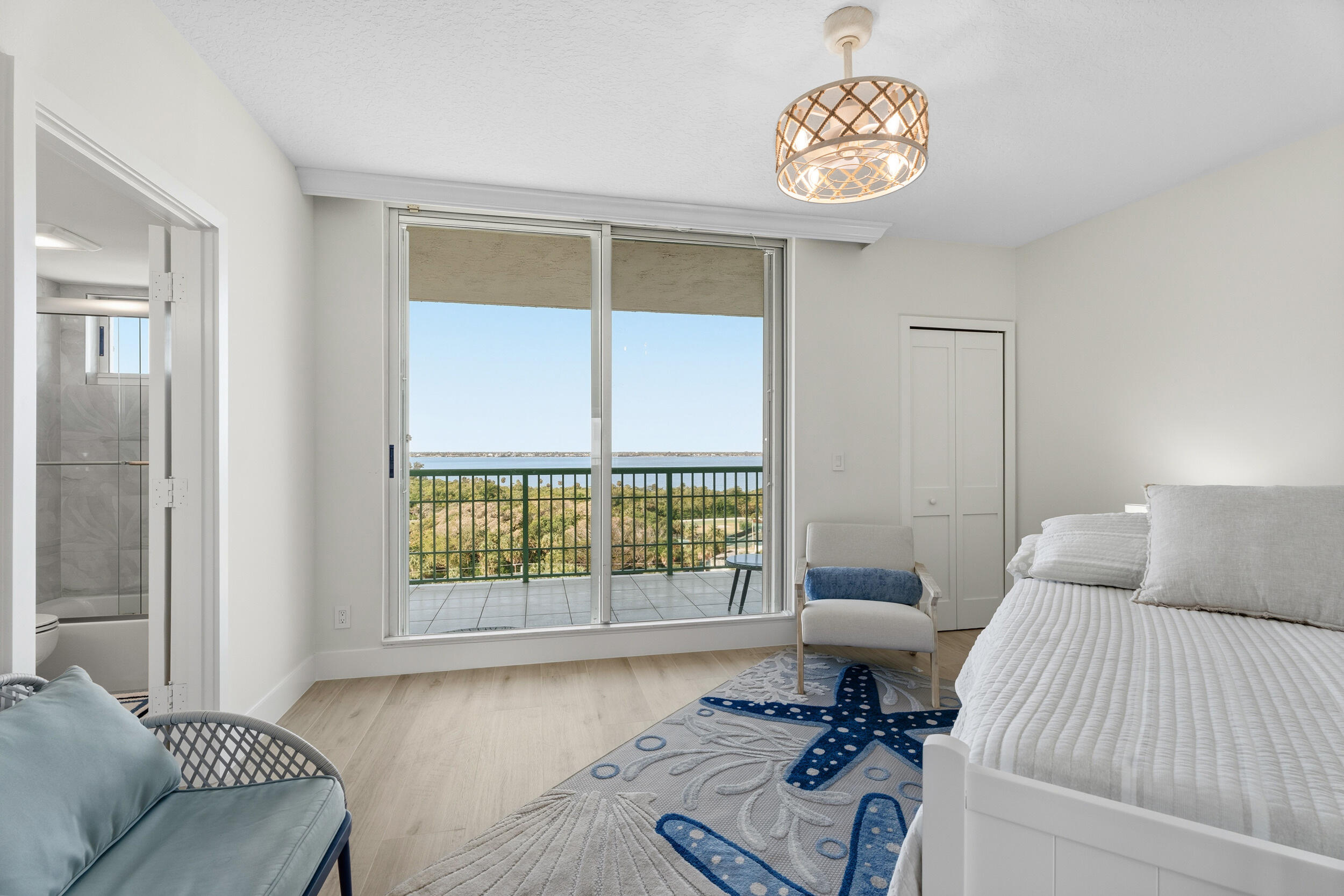 REGENCY ISLAND DUNES CONDOMINIUM - Residential