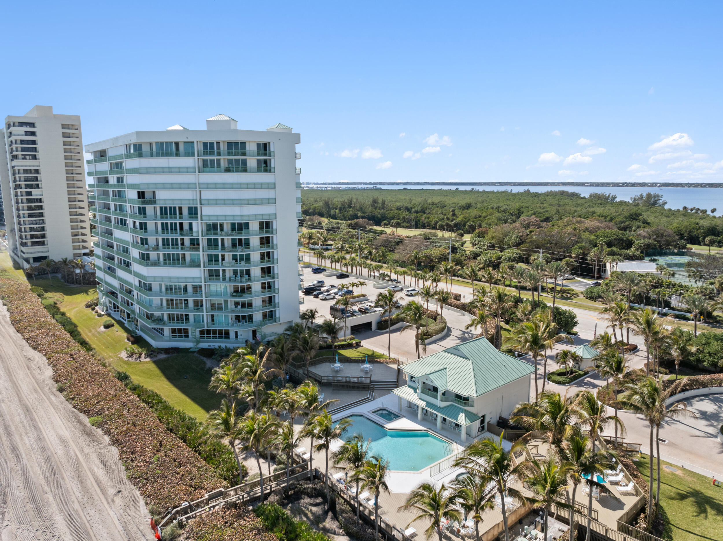 8650 S Ocean Drive 1003