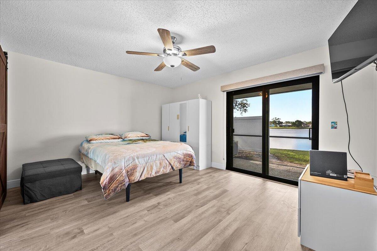 JUPITER VILLAGE TOWNHOMES - Residential