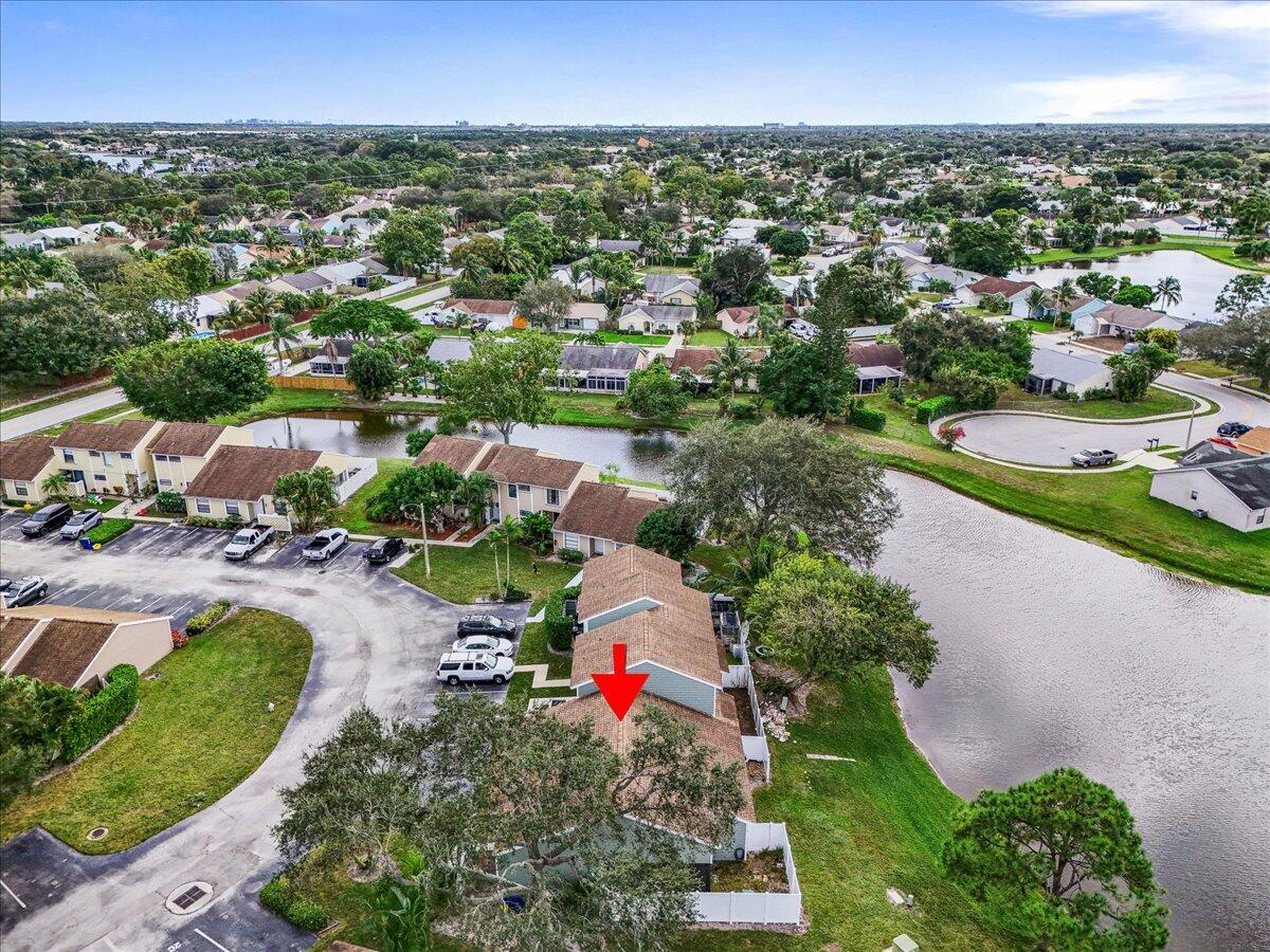 JUPITER VILLAGE TOWNHOMES - Residential