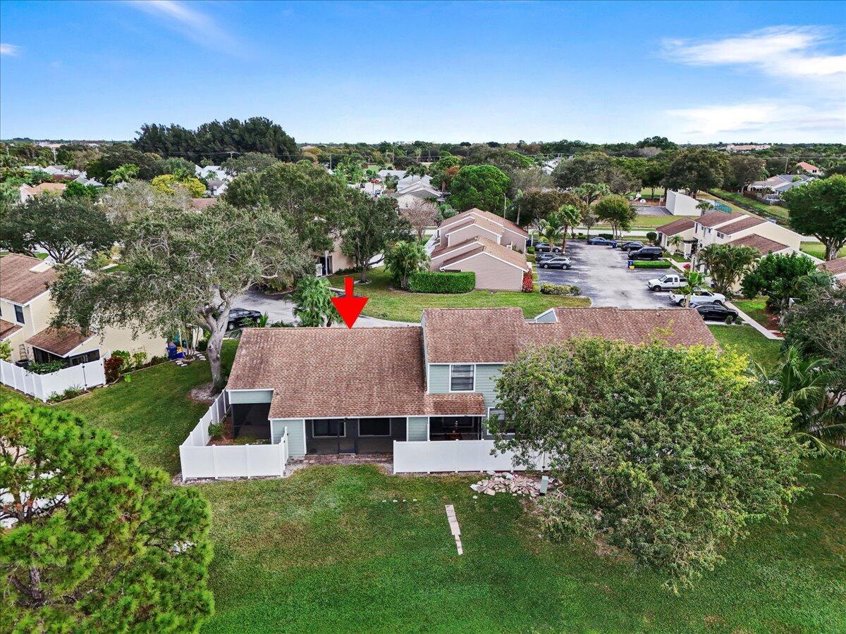 JUPITER VILLAGE TOWNHOMES - Residential