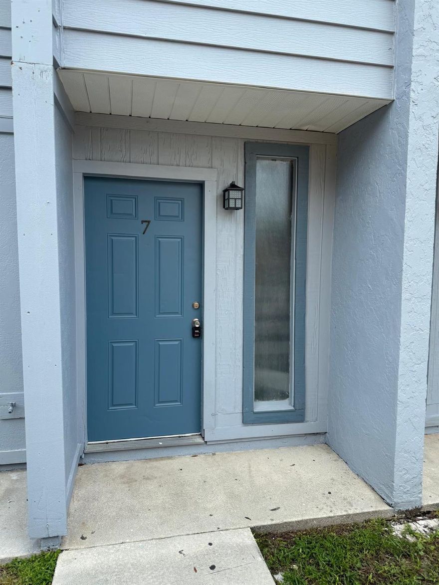 Experience historic charm with modern flair in this newly renovated 2-bed, 1.5-bath townhome in Fort Pierce. It features fresh interiors, a stylish kitchen, and immediate move-in readiness. Laundry facilities on site. Nestled in a historic neighborhood, steps from local landmarks, and tree lined park, this is your chance to embrace the past with contemporary comfort. Don't miss out--schedule your viewing today!