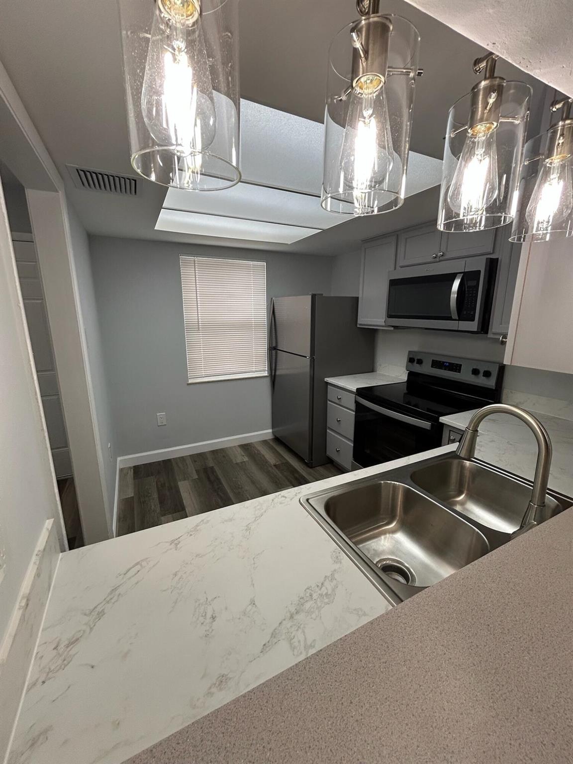 FAIRVIEW PARK SUBDIVISION - Residential Lease