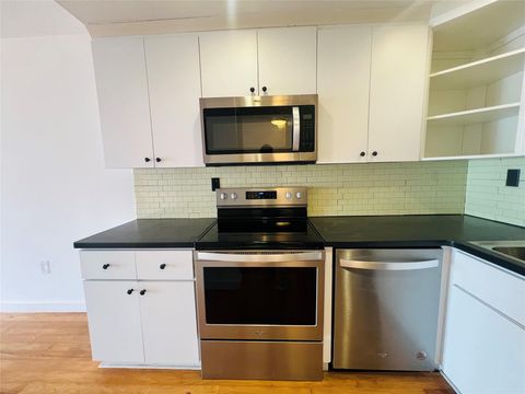 600 NE 25th Street 43 Miami FL 33137