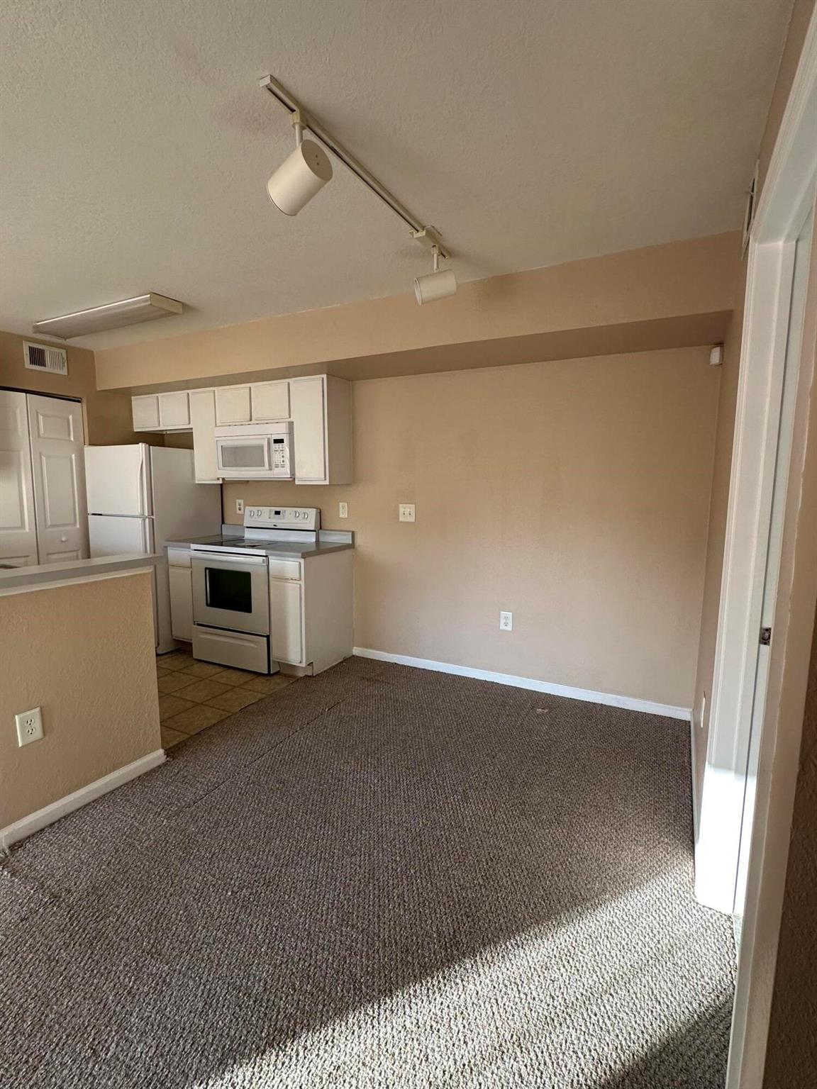 THE CLUB AT ST LUCIE WEST - Residential