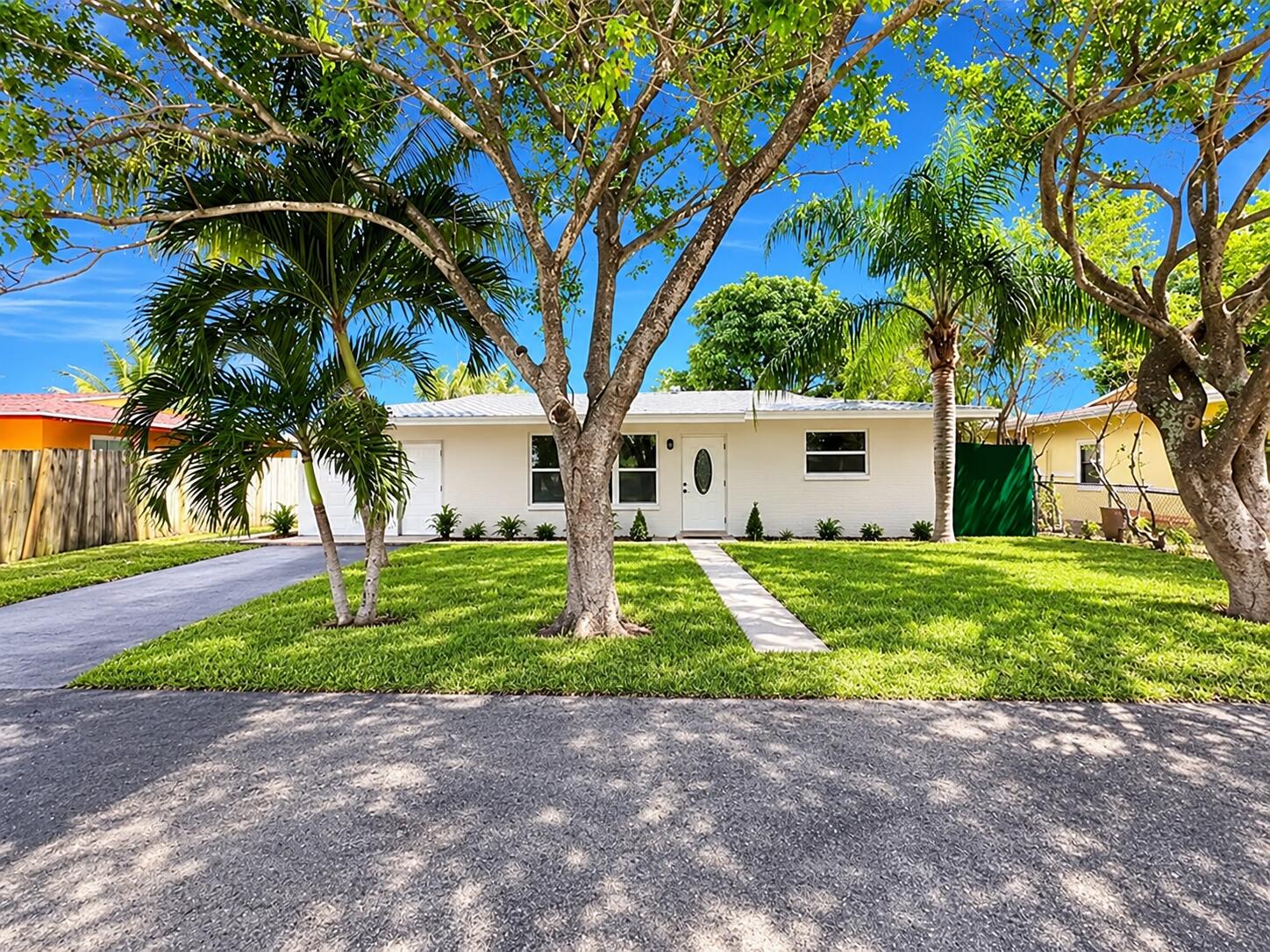1940 NW 1ST Terrace, Pompano Beach, FL, 33060/$499,900 1 1940 NW 1ST Terrace