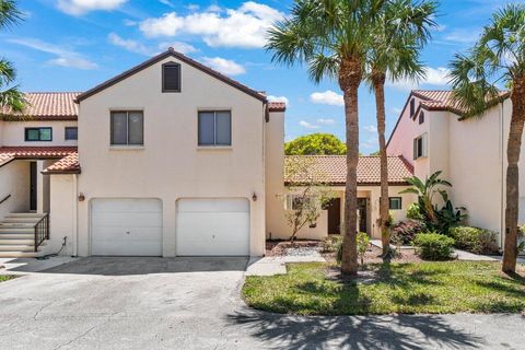 7 Via De Casas Sur 102 Boynton Beach FL 33426