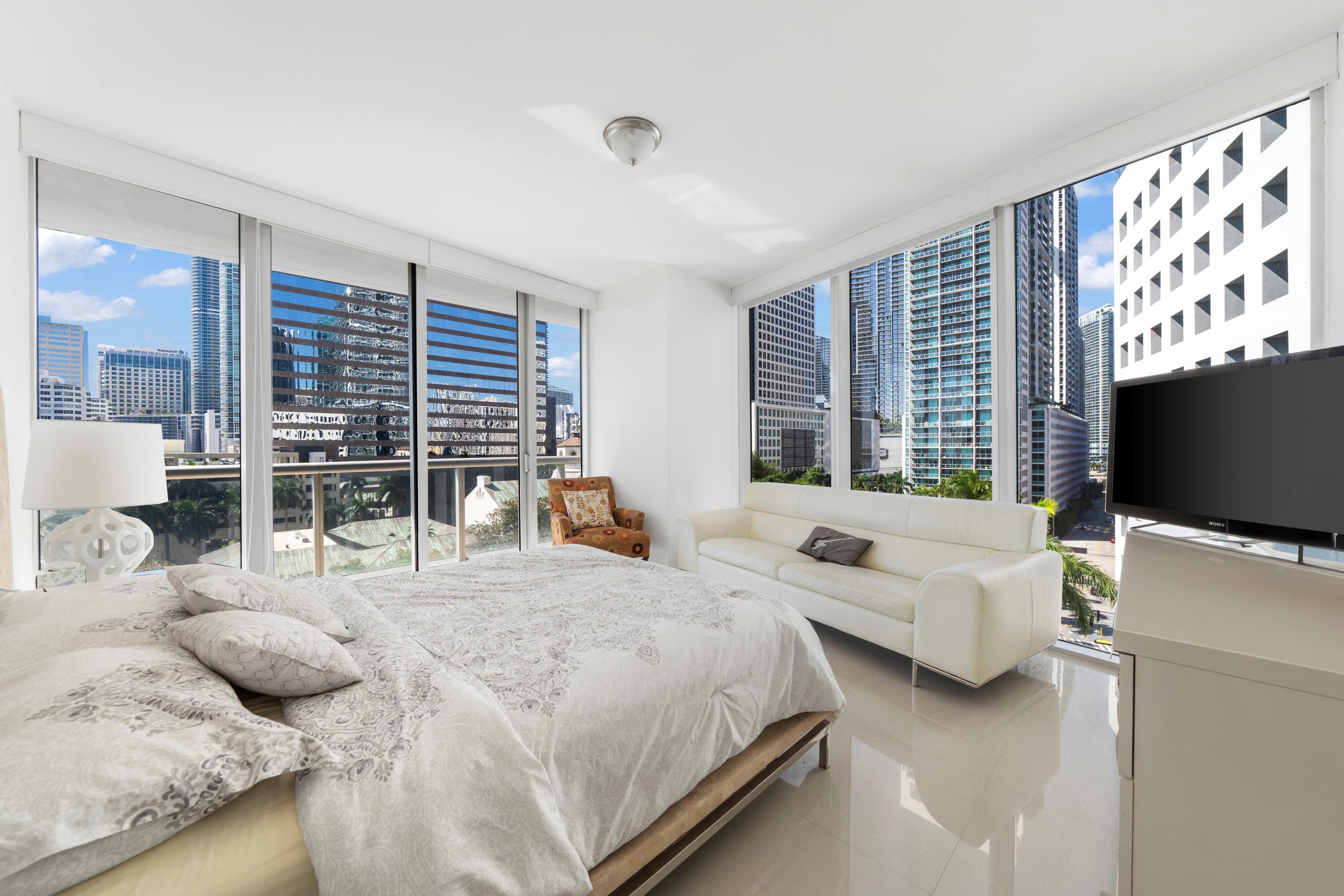 ICON BRICKELL NO TWO - Residential