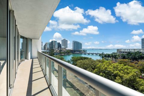 495 Brickell Avenue 811 Miami FL 33131