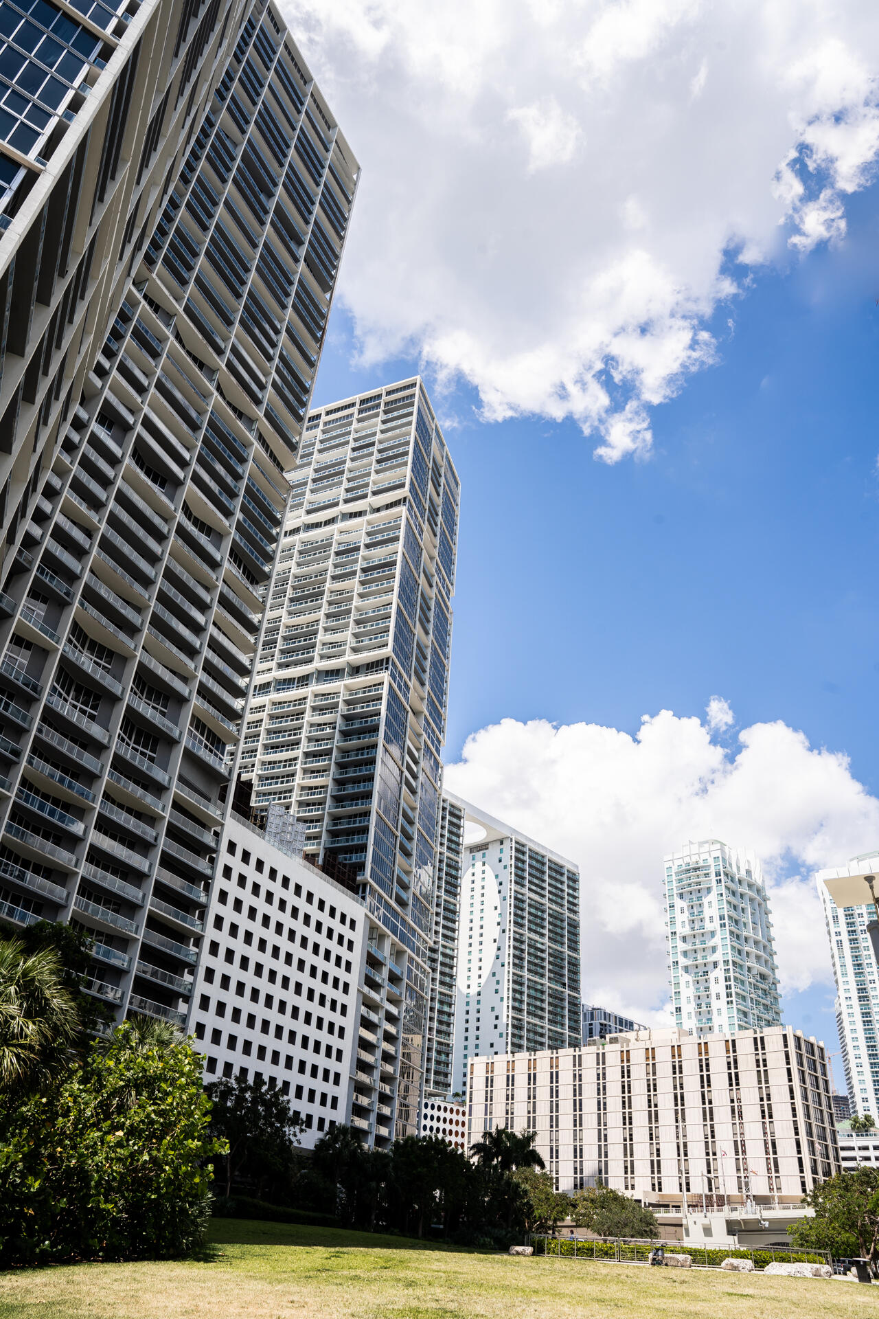 ICON BRICKELL NO TWO - Residential