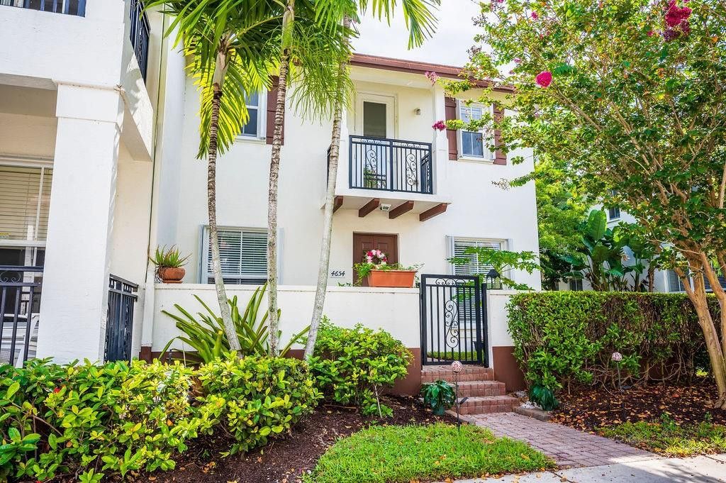 Photo of 4654 Monarch Way, Coconut Creek, FL 33073 (MLS # F10461208)