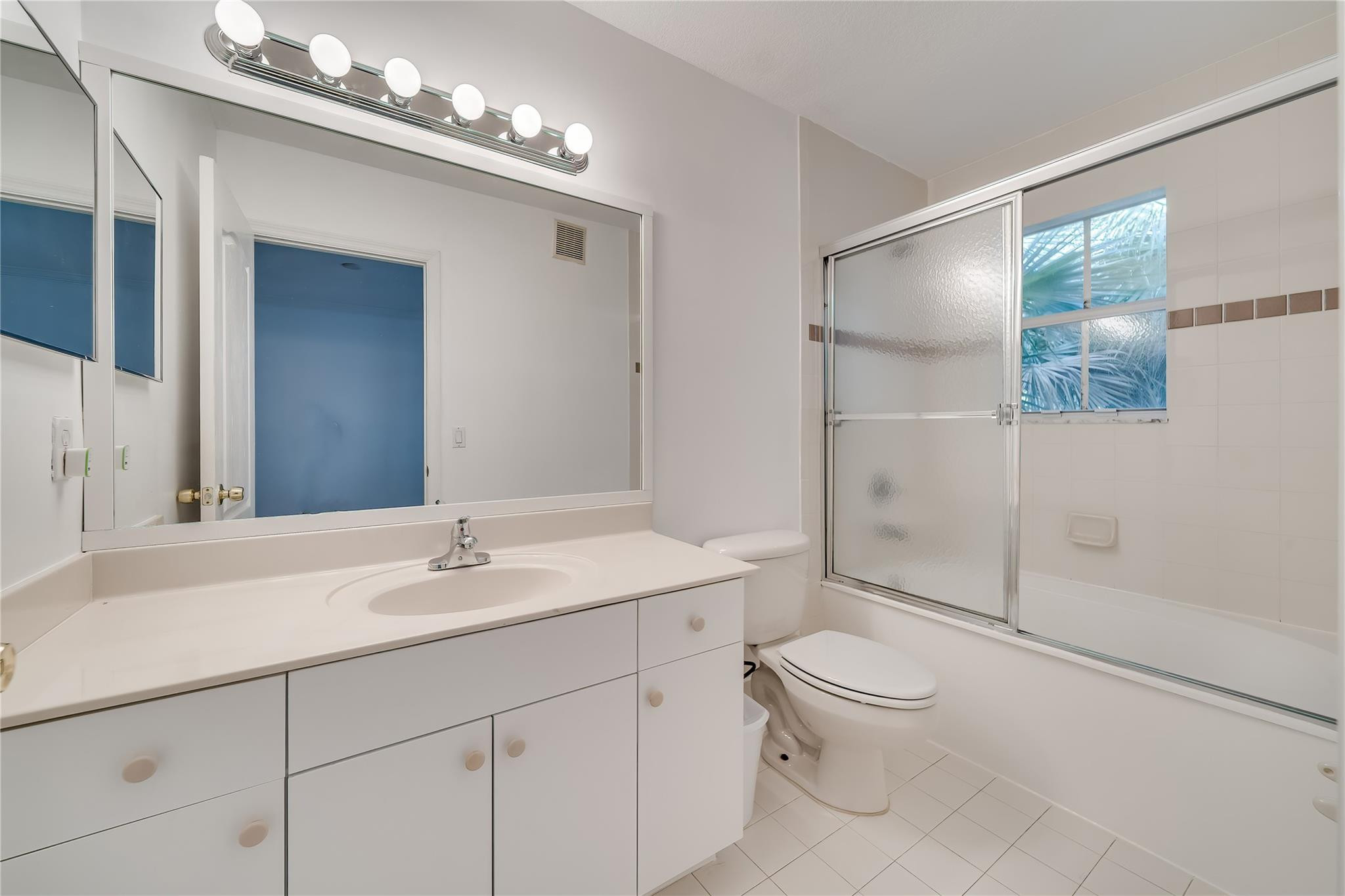 MELROSE POINT - Residential