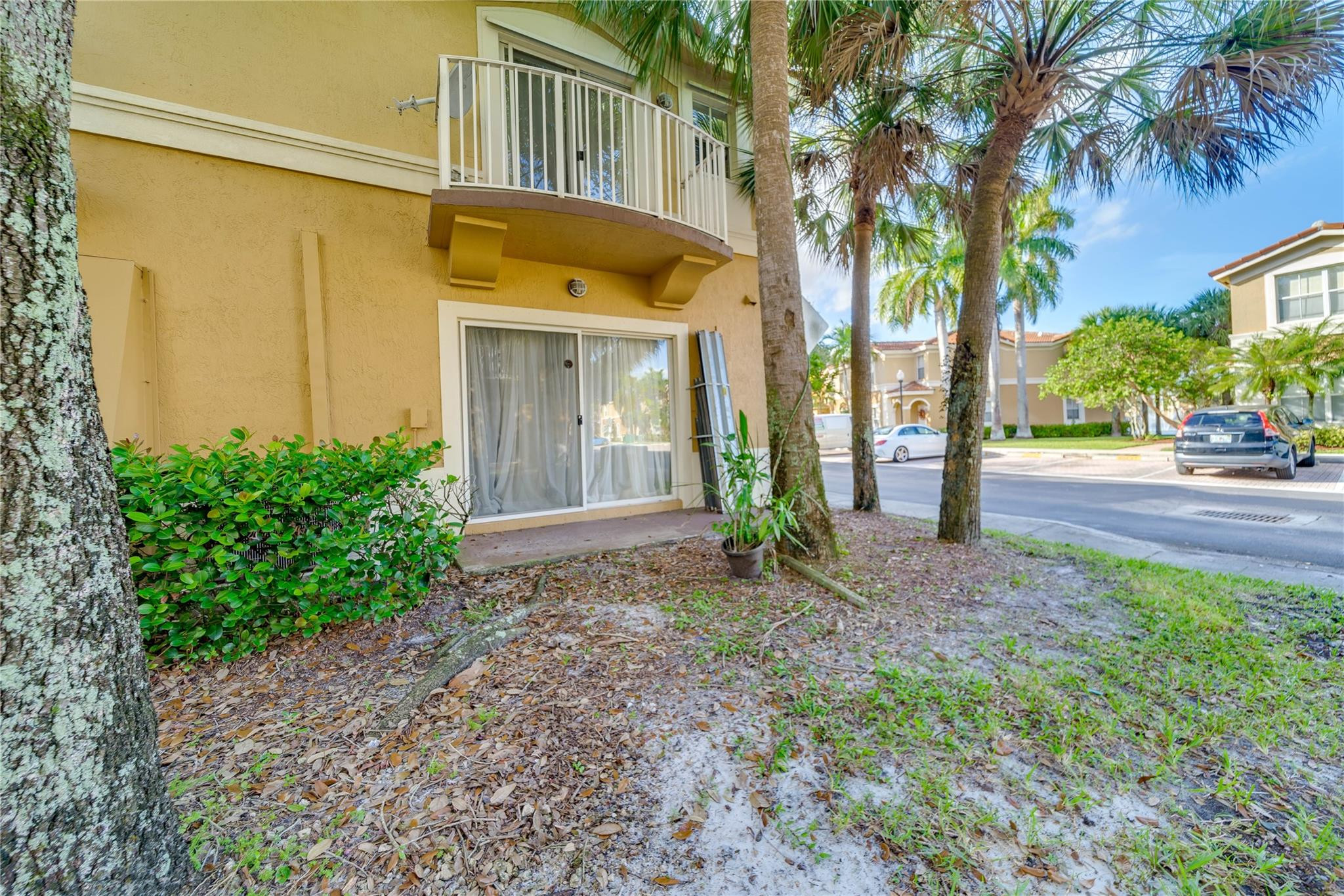 MELROSE POINT - Residential