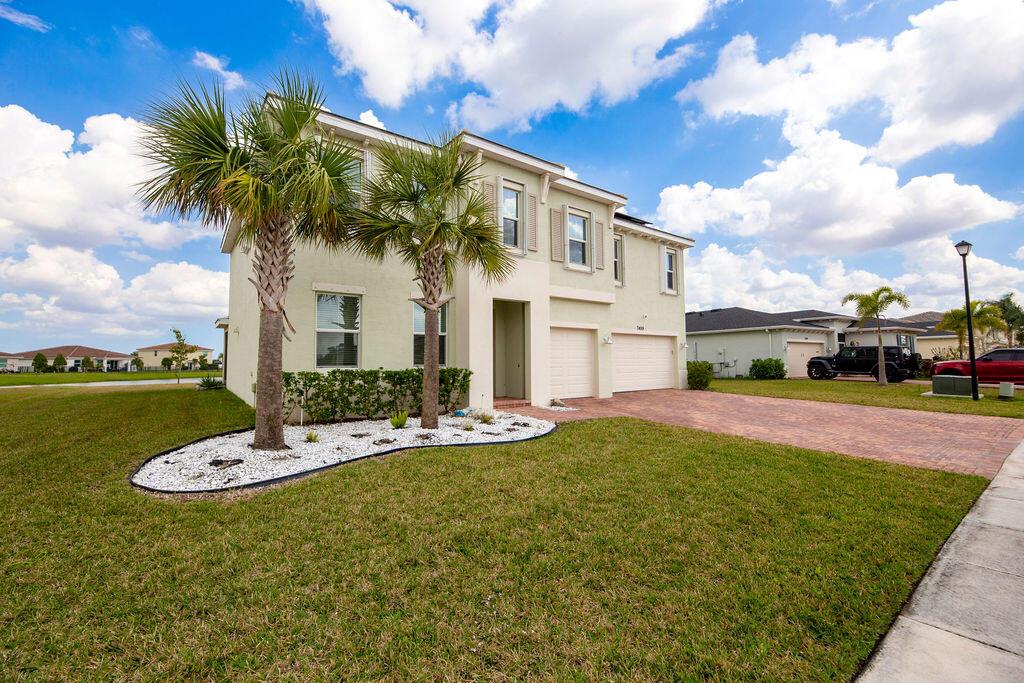 7499 NW Deysbrook Lane