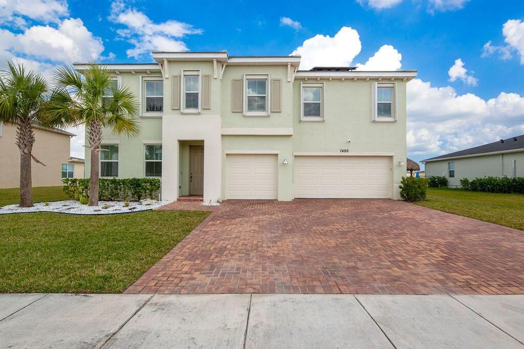 Photo of 7499 NW Deysbrook Lane, Port Saint Lucie, FL 34987 (MLS # R11092983)