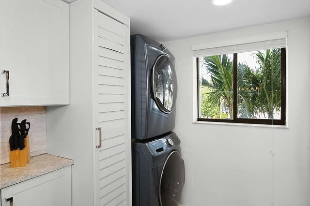 Lakeside Condominium - Residential