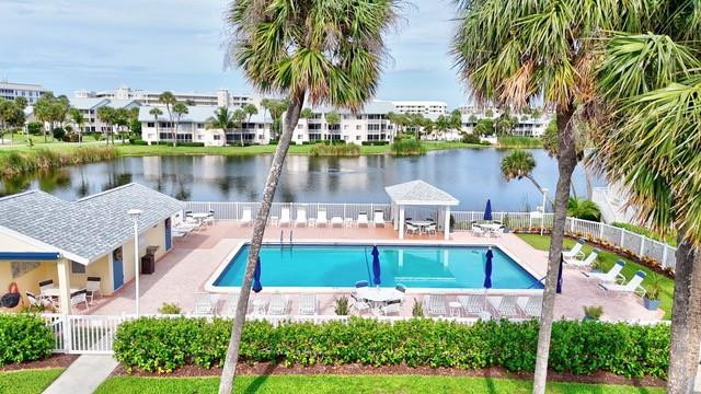 Lakeside Condominium - Residential