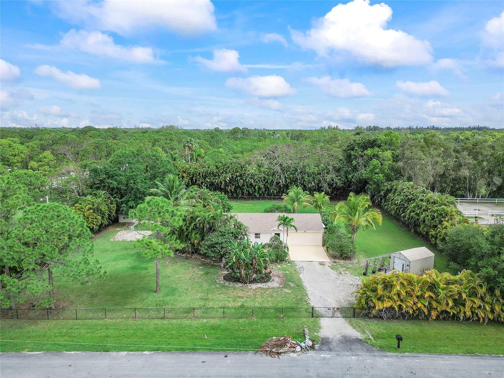 Photo of 12187 E 66th Street, West Palm Beach, FL 33412 (MLS # F10494739)