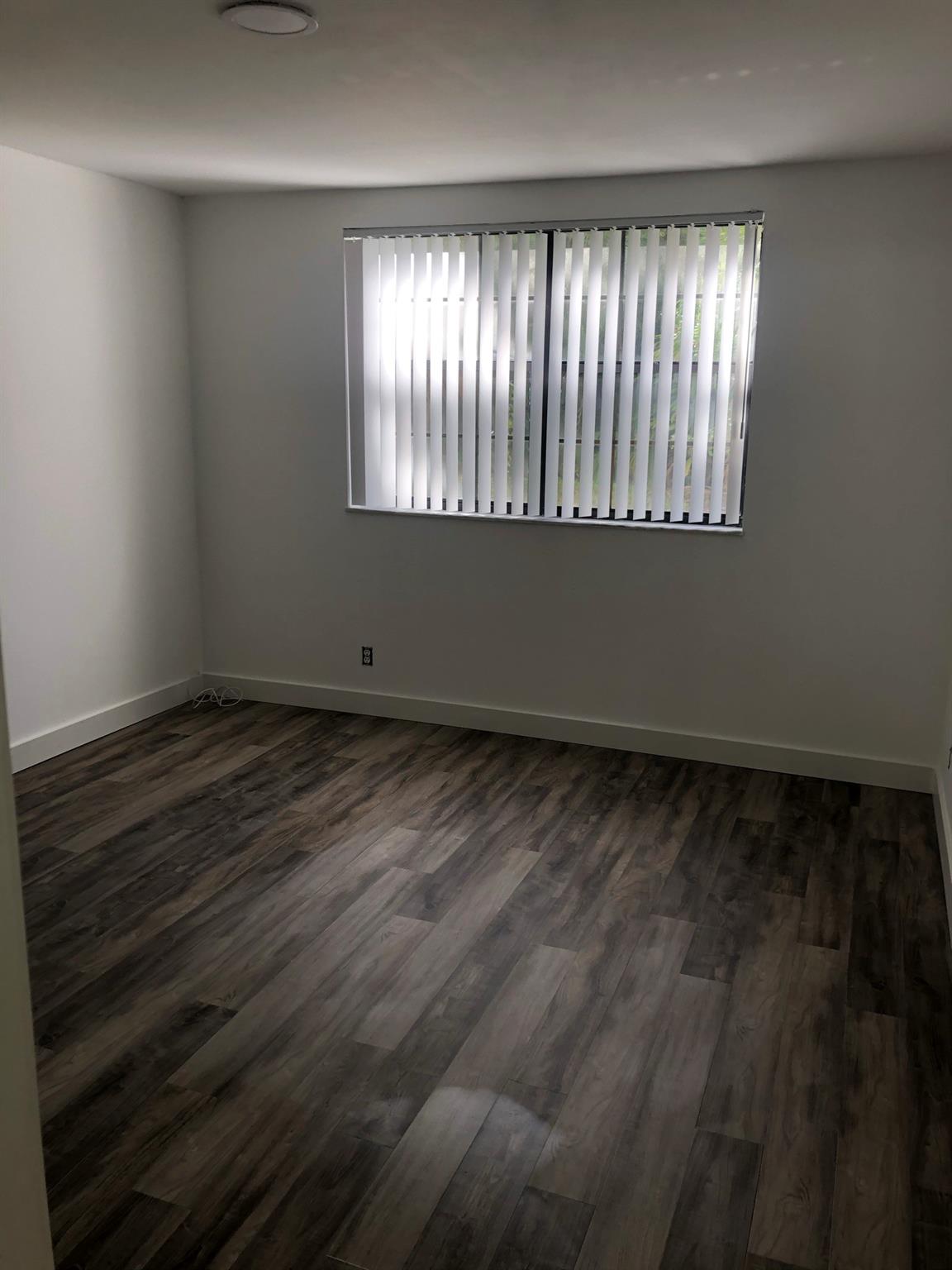 Country Park Condo - Residential Lease