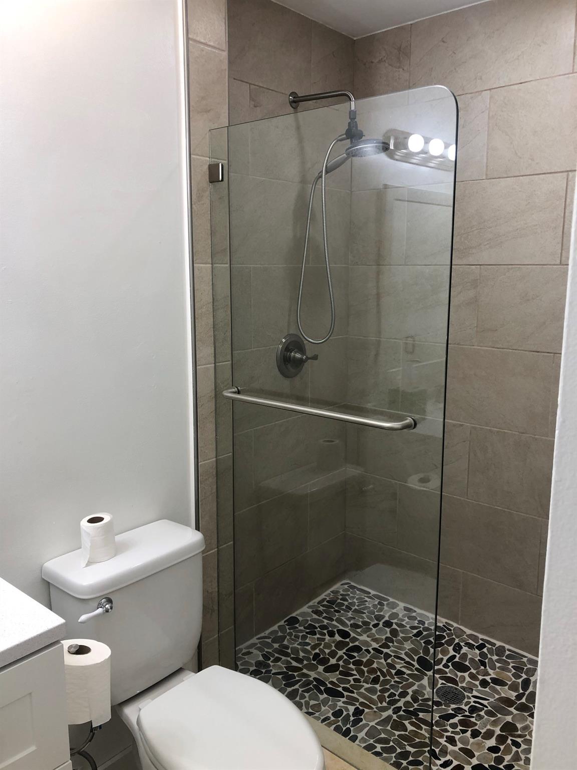 Country Park Condo - Residential Lease