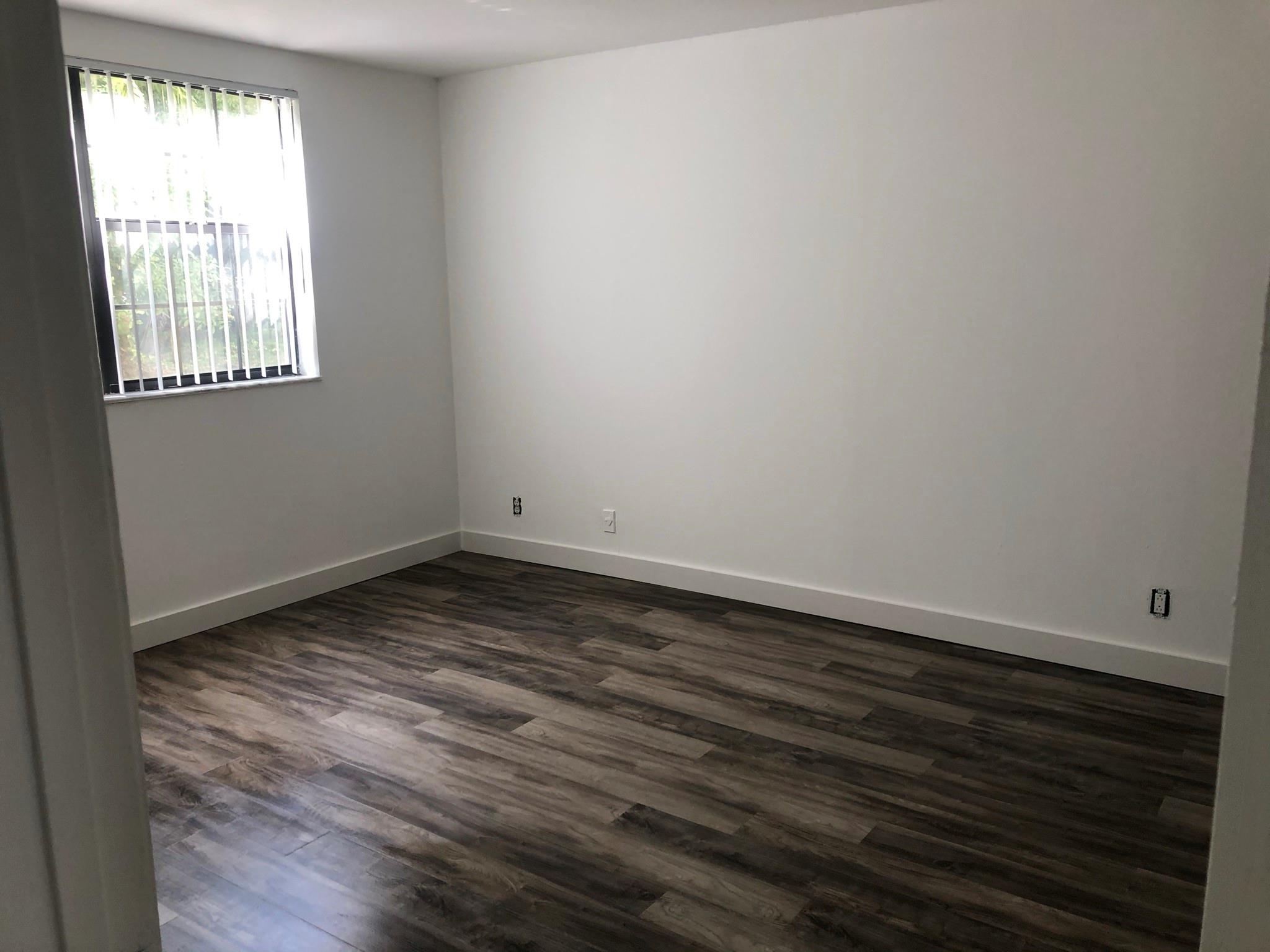 Country Park Condo - Residential Lease