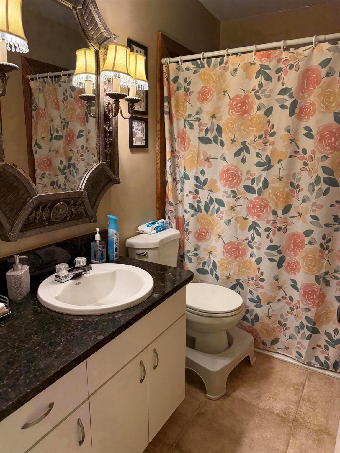 ARCH ESTATES - Residential