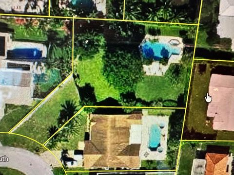 7651 Nemec Drive S Lake Clarke Shores FL 33406