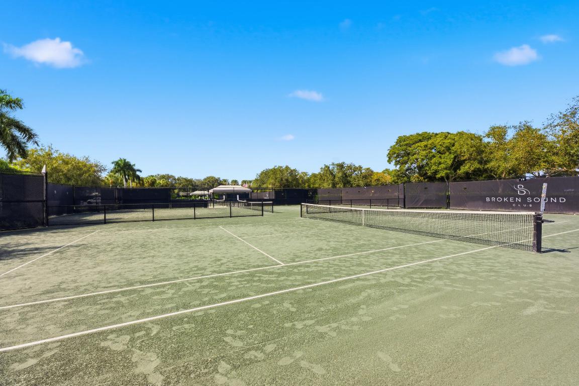 BANYANS OF ARVIDA COUNTRY CLUB - Residential Lease