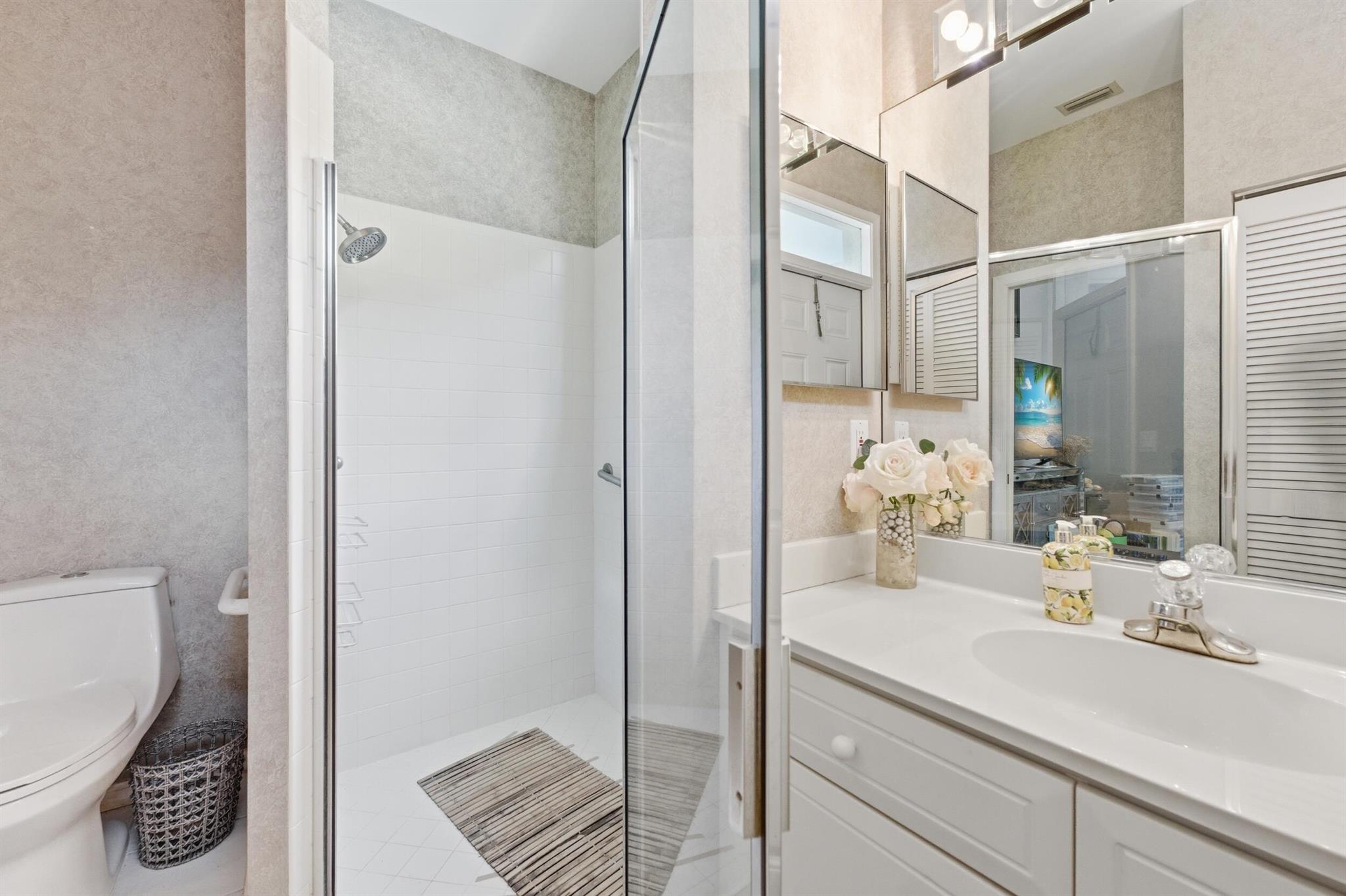 BANYANS OF ARVIDA COUNTRY - Residential Lease