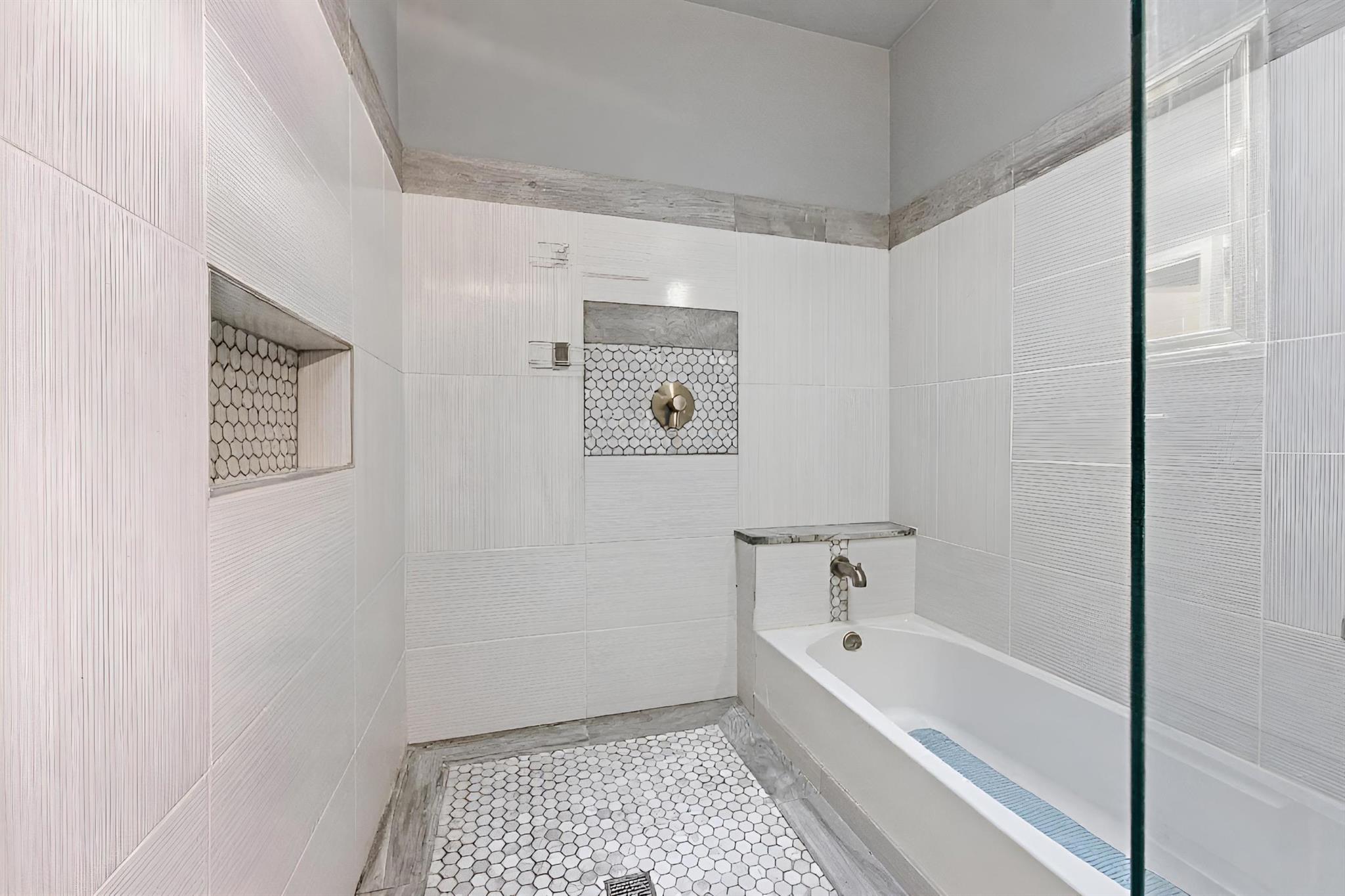 BANYANS OF ARVIDA COUNTRY - Residential Lease