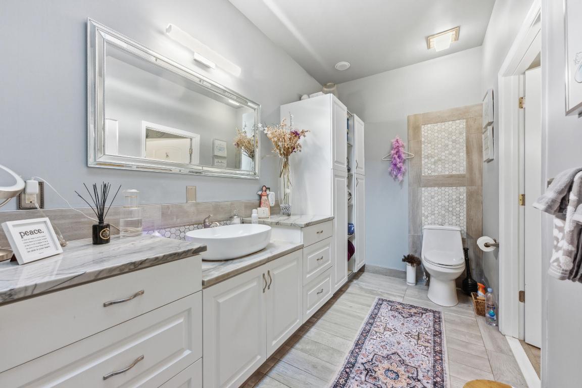 BANYANS OF ARVIDA COUNTRY CLUB - Residential Lease