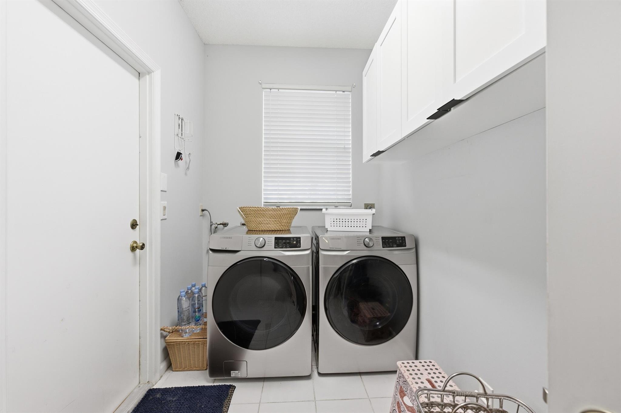 BANYANS OF ARVIDA COUNTRY - Residential Lease