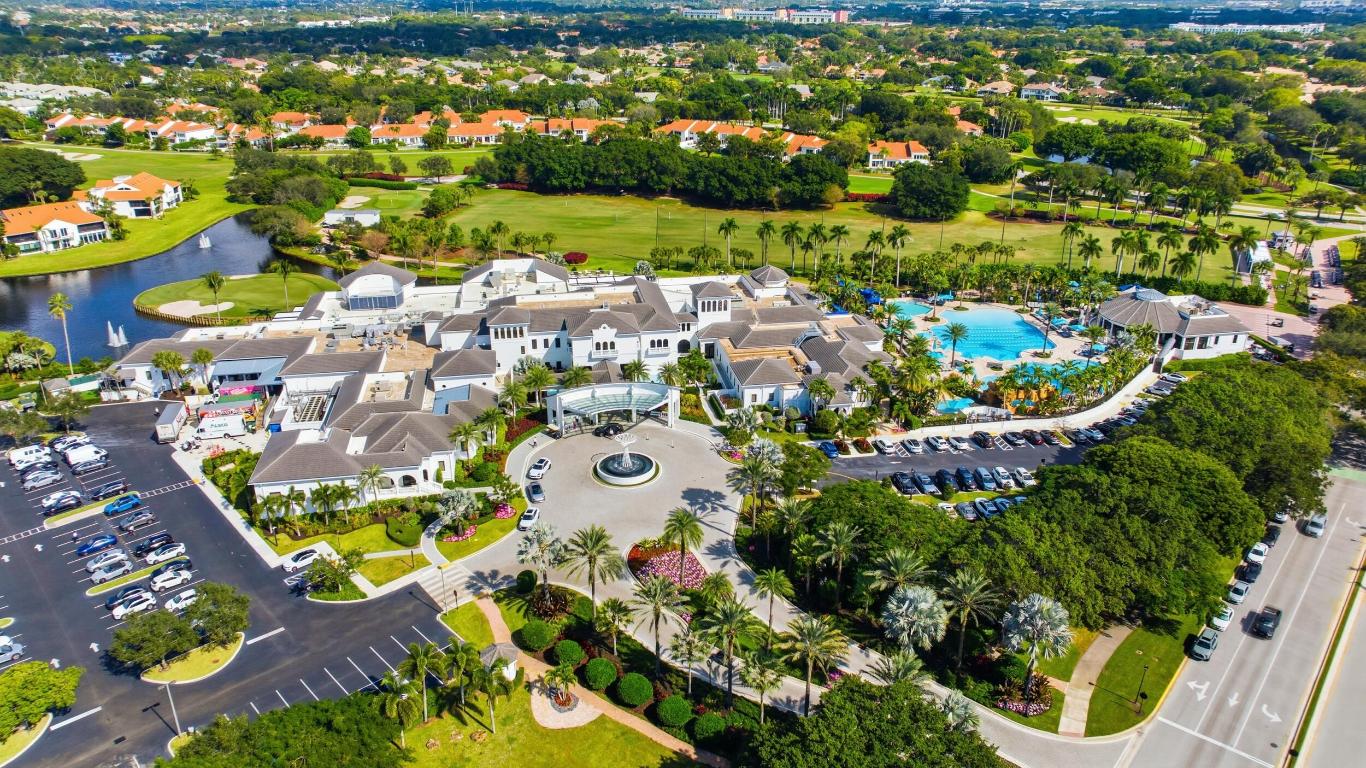 BANYANS OF ARVIDA COUNTRY CLUB - Residential Lease