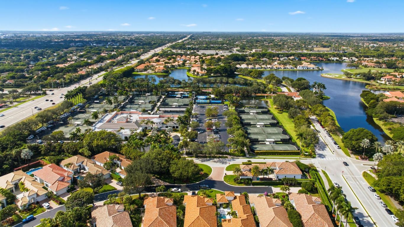BANYANS OF ARVIDA COUNTRY CLUB - Residential Lease