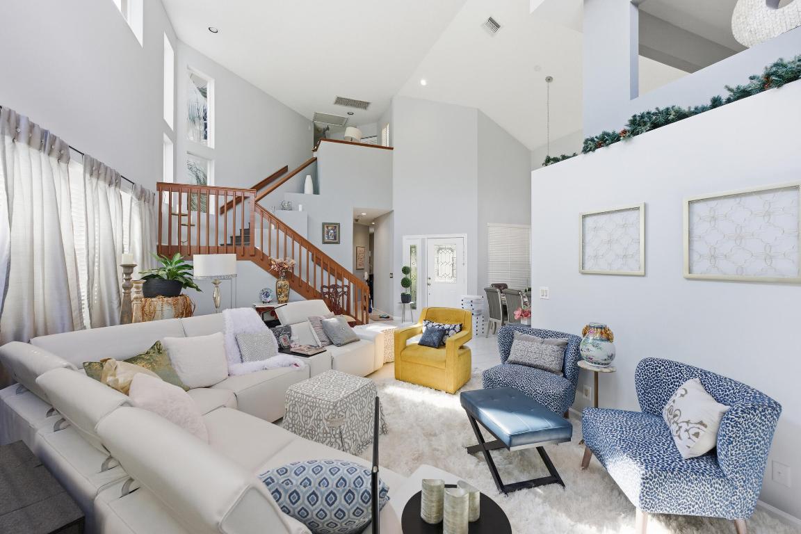 BANYANS OF ARVIDA COUNTRY CLUB - Residential Lease