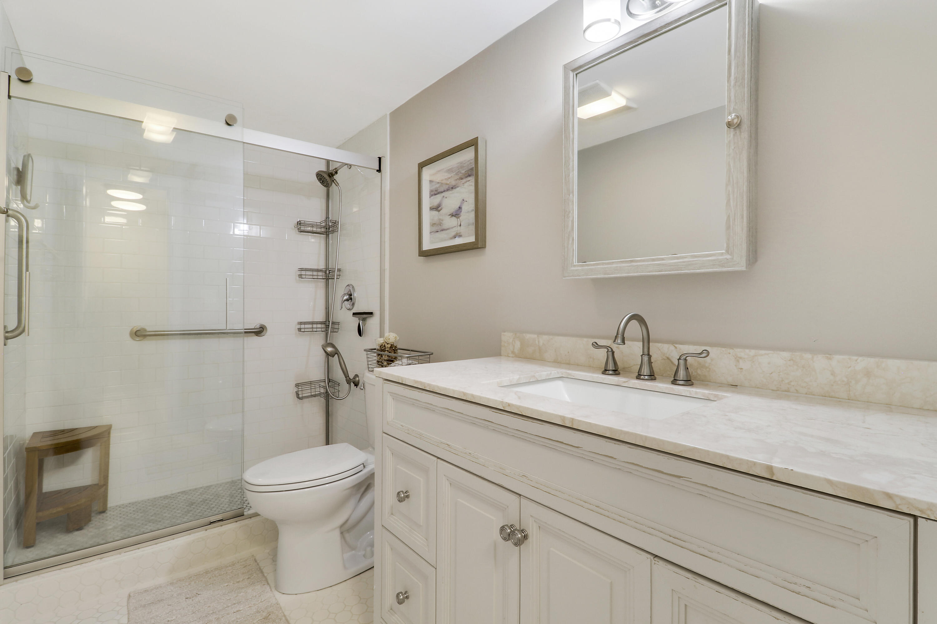 CAMBERWELL CONDO - Residential