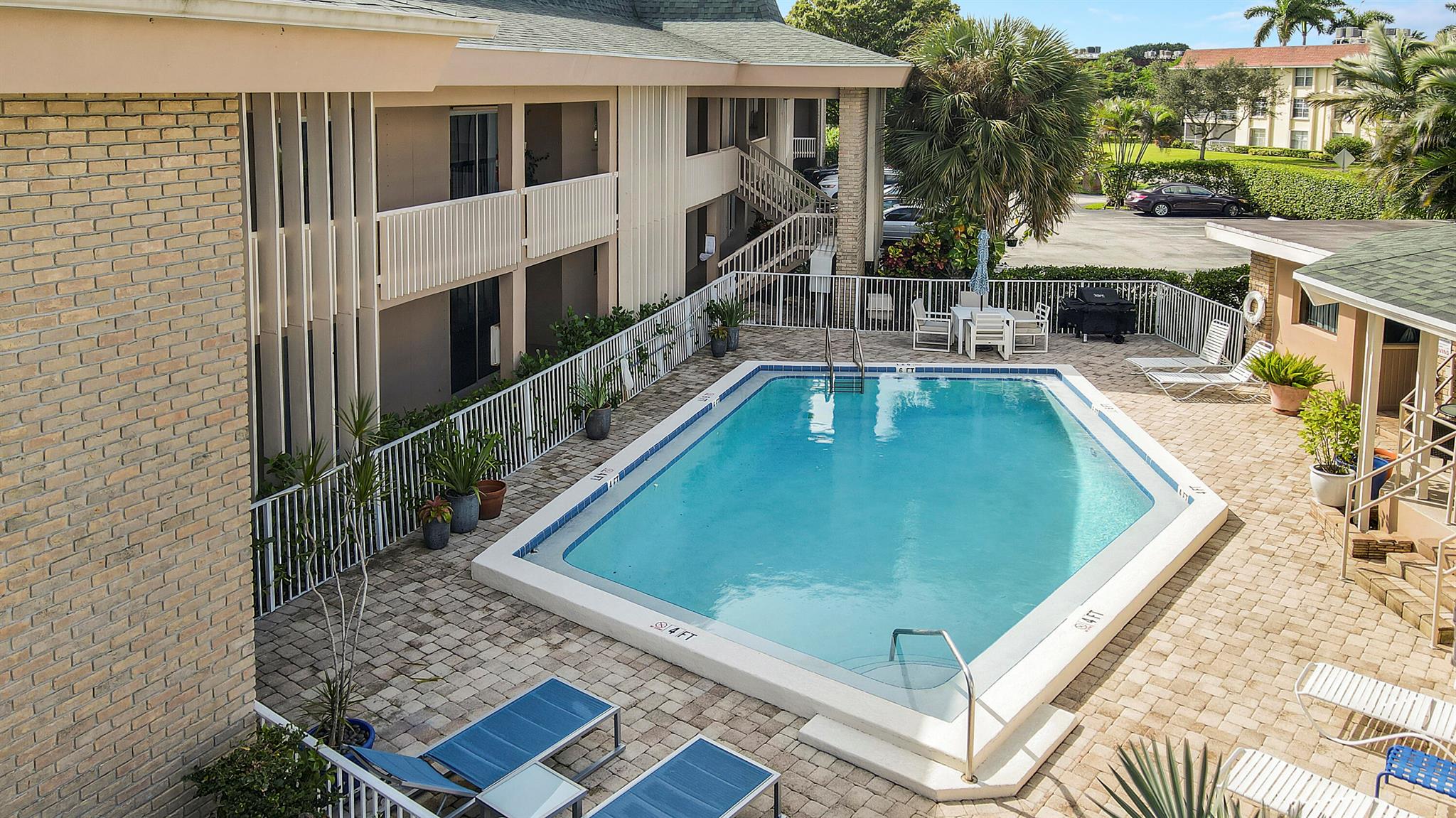 CAMBERWELL CONDO - Residential