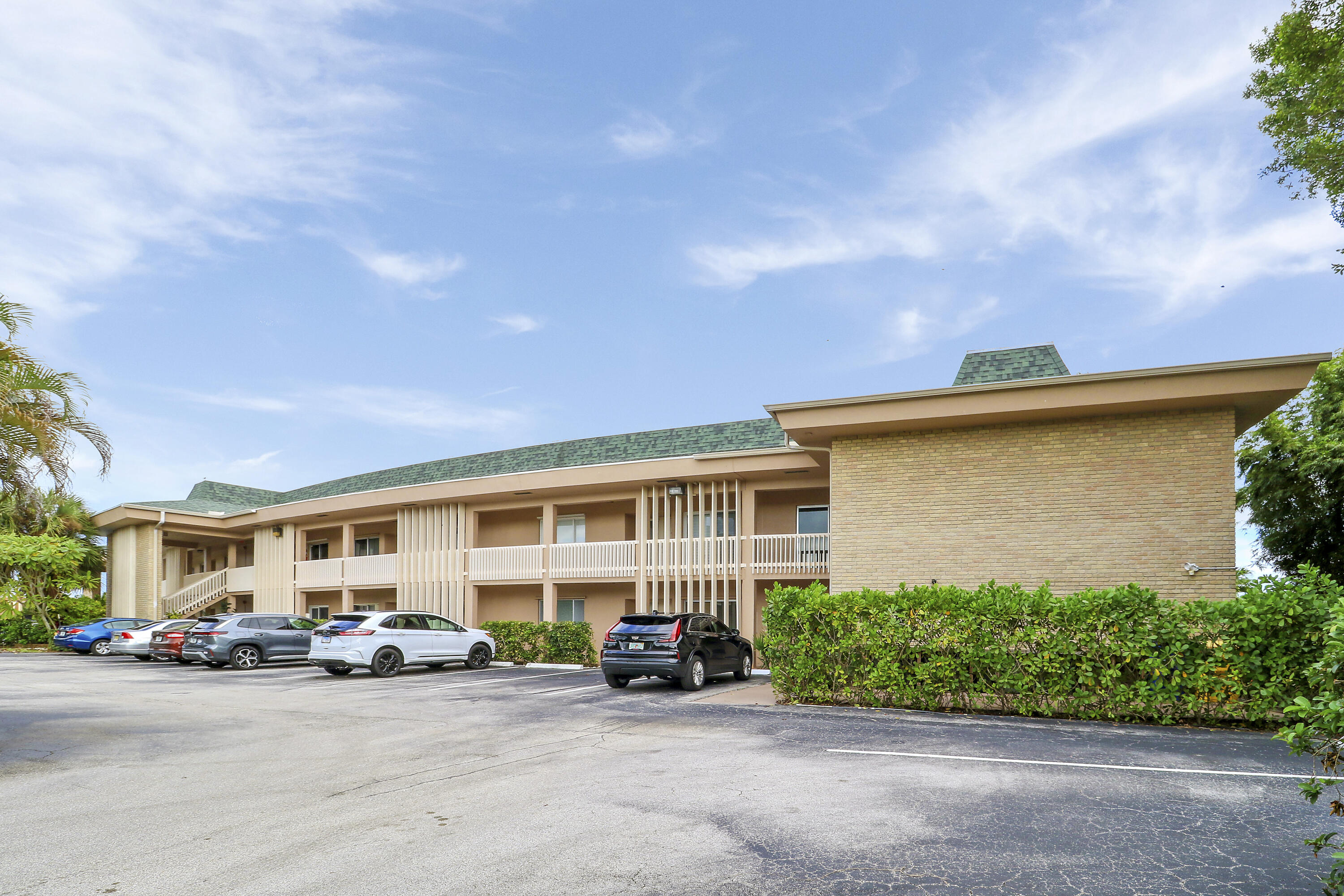 CAMBERWELL CONDO - Residential