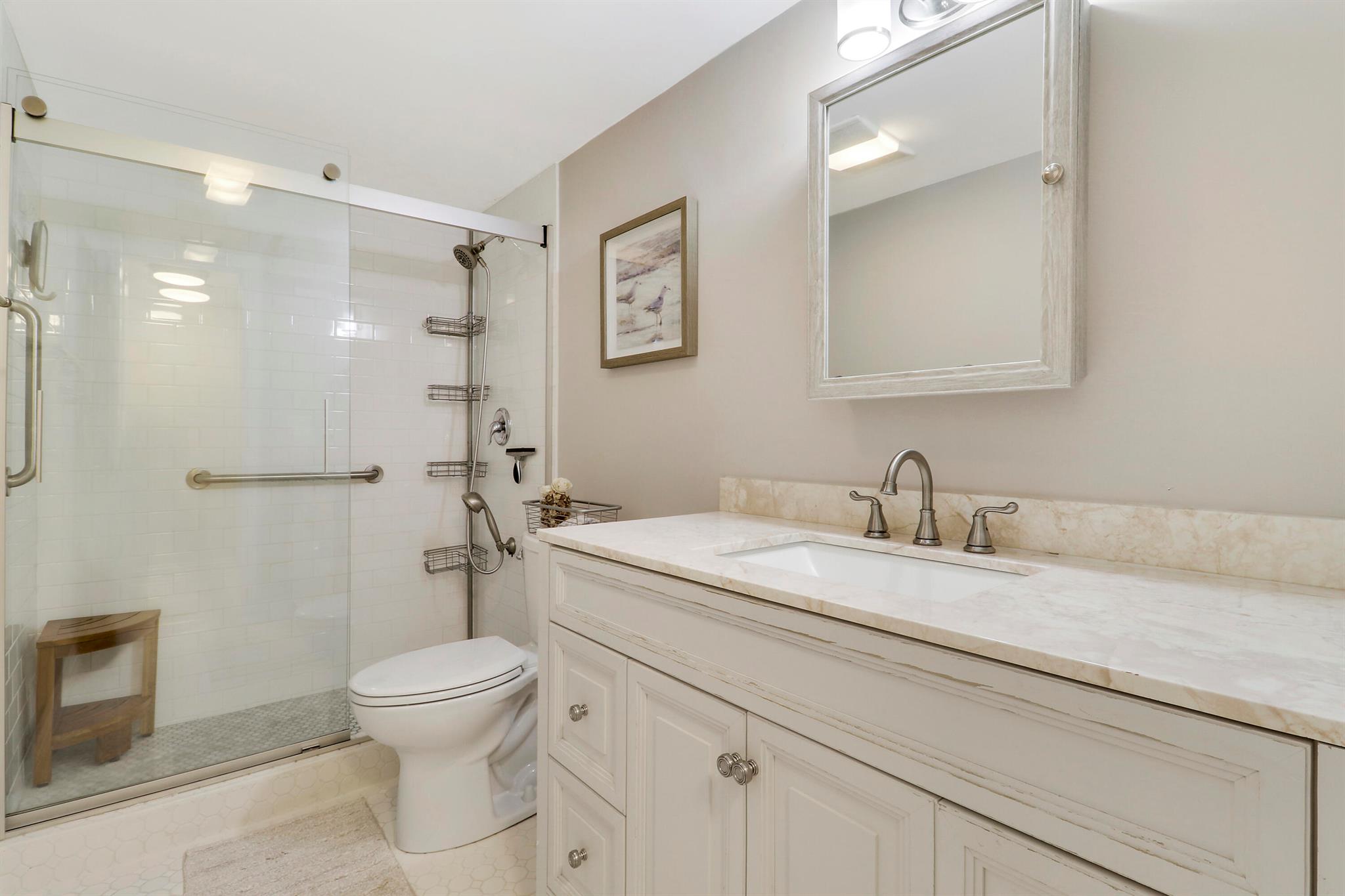 CAMBERWELL CONDO - Residential