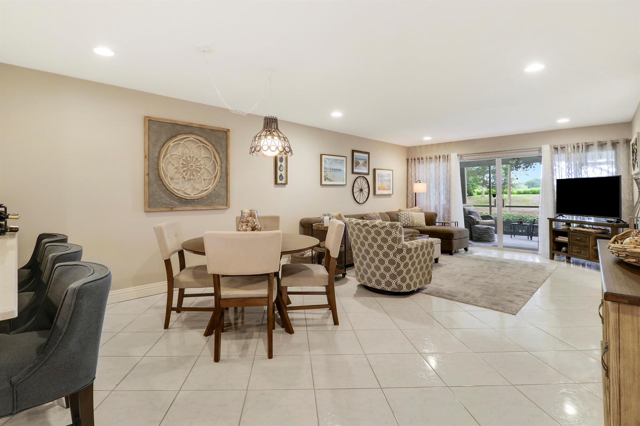 CAMBERWELL CONDO - Residential