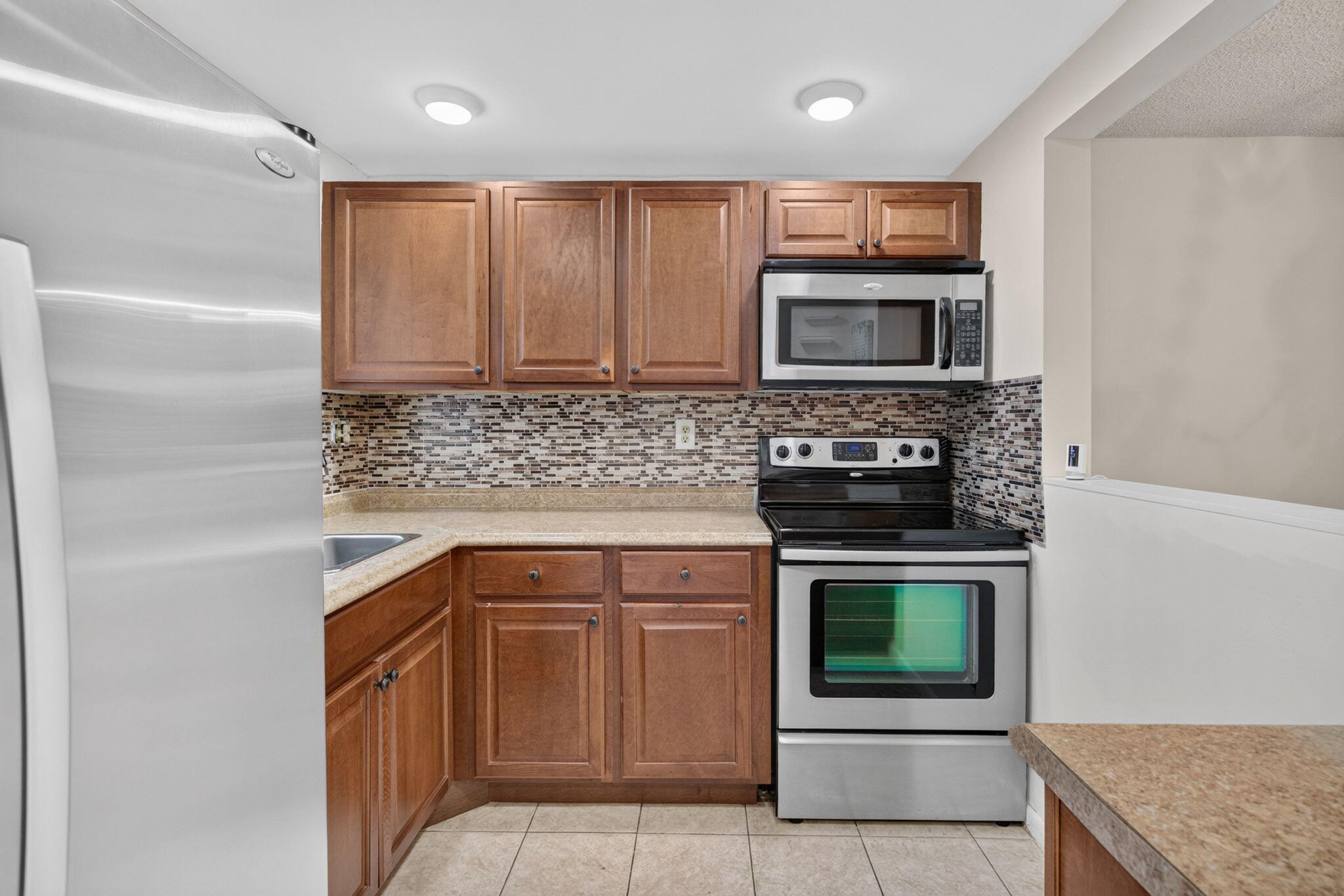 9360 Sunrise Lakes Boulevard Unit 108