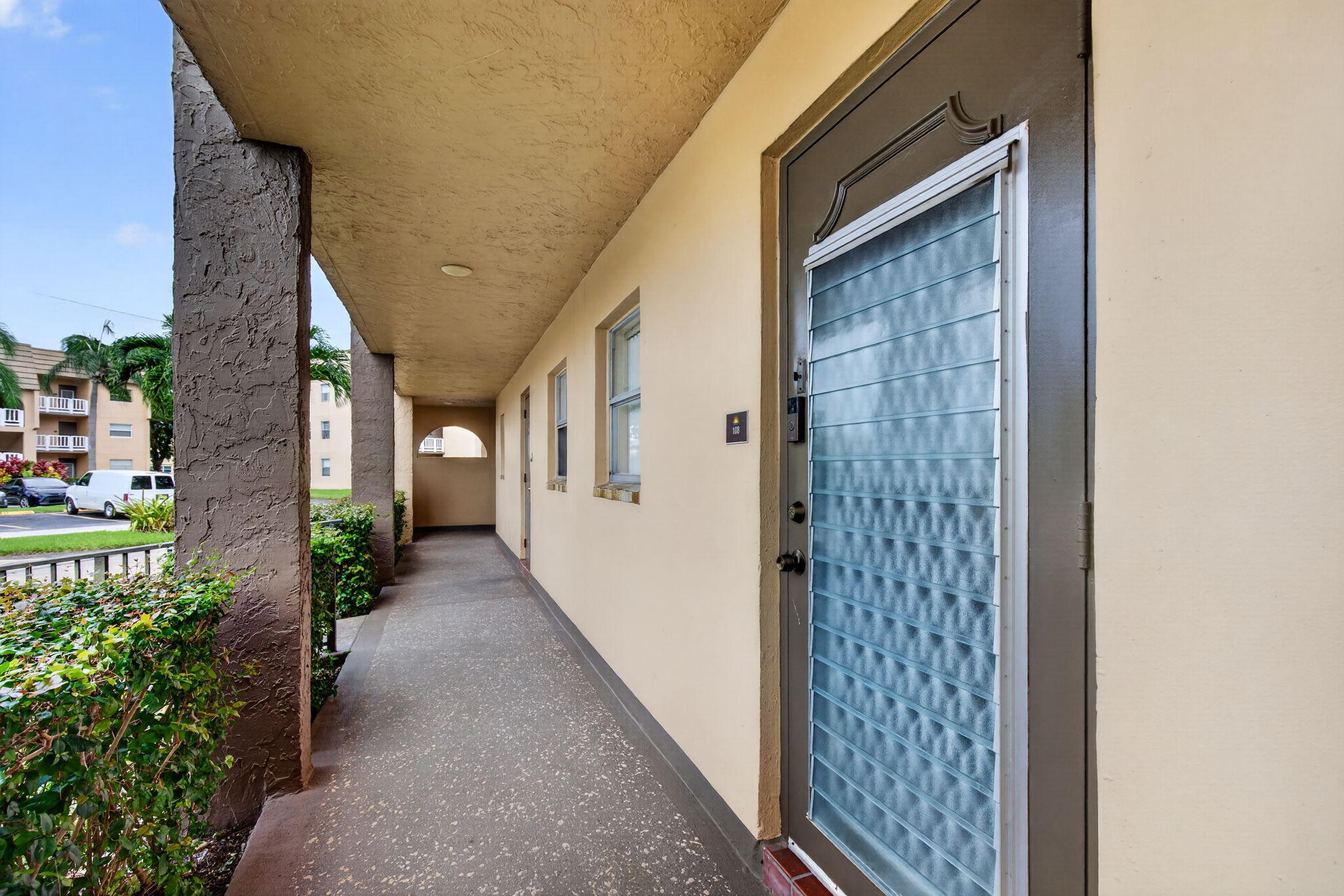 9360 Sunrise Lakes Boulevard Unit 108
