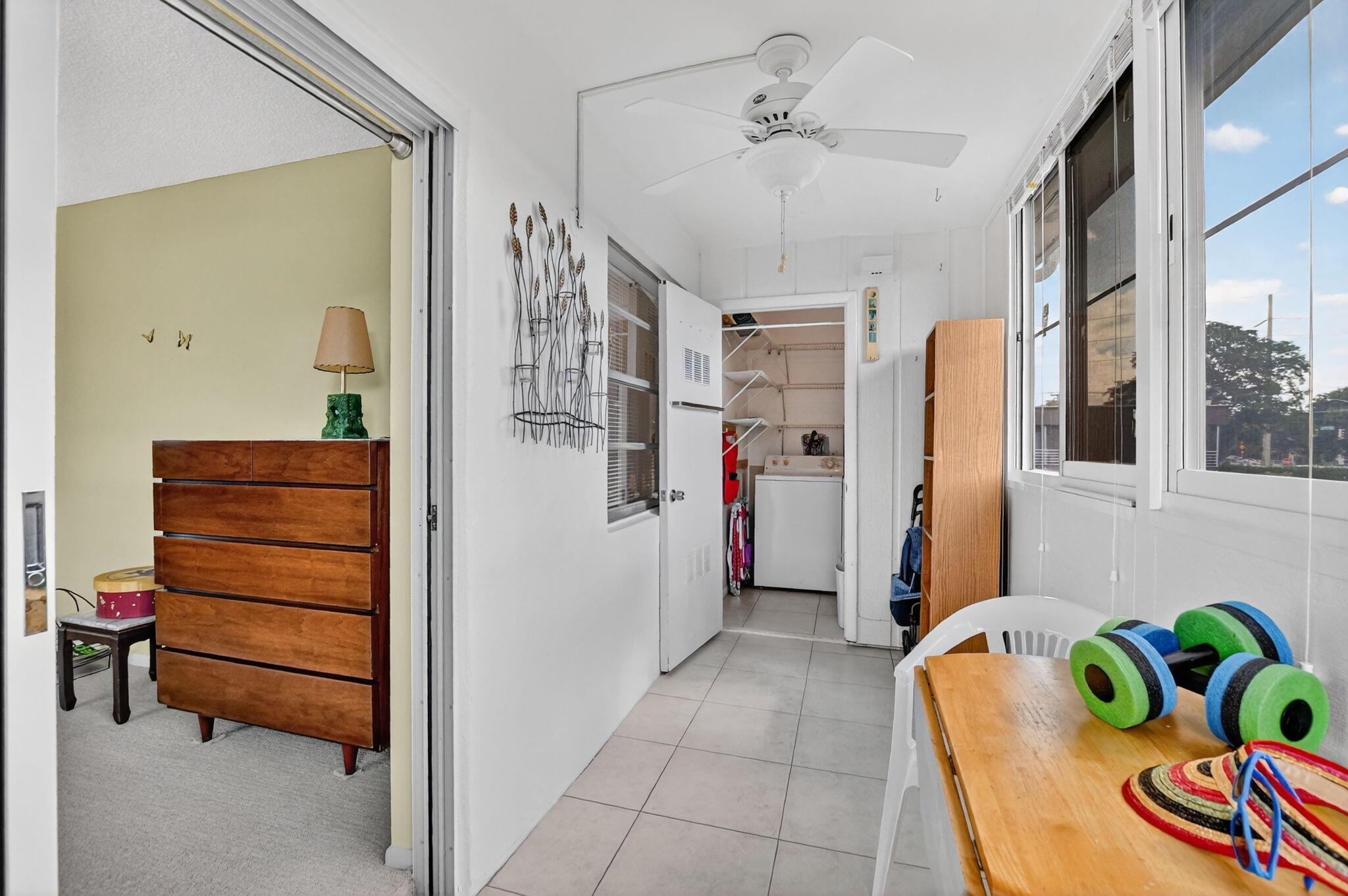 KINGS POINT BURGUNDY COND - Residential