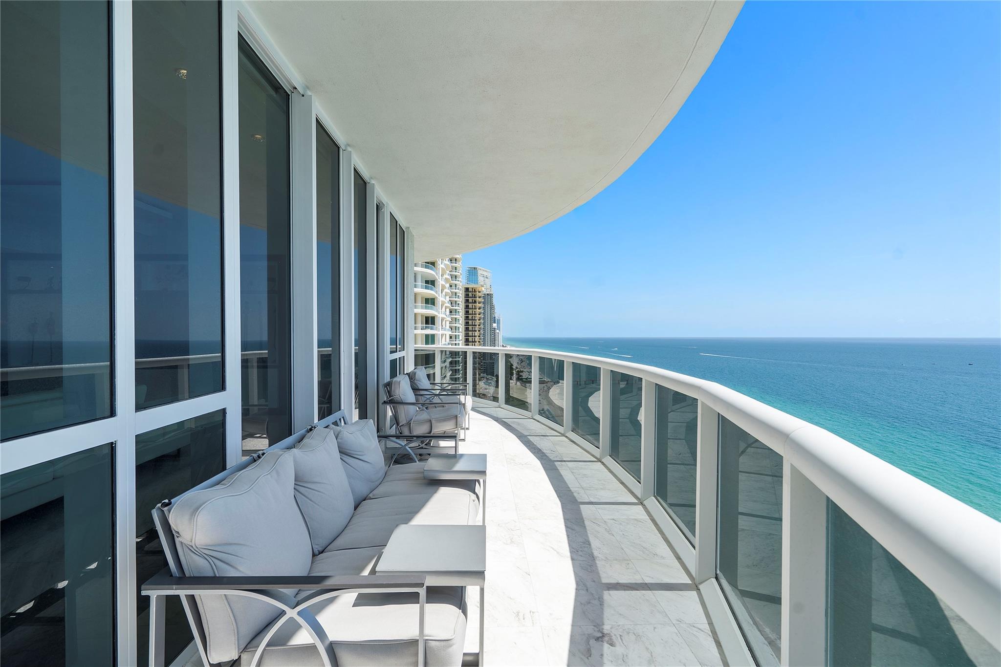 TDR Trump I Condo - Residential