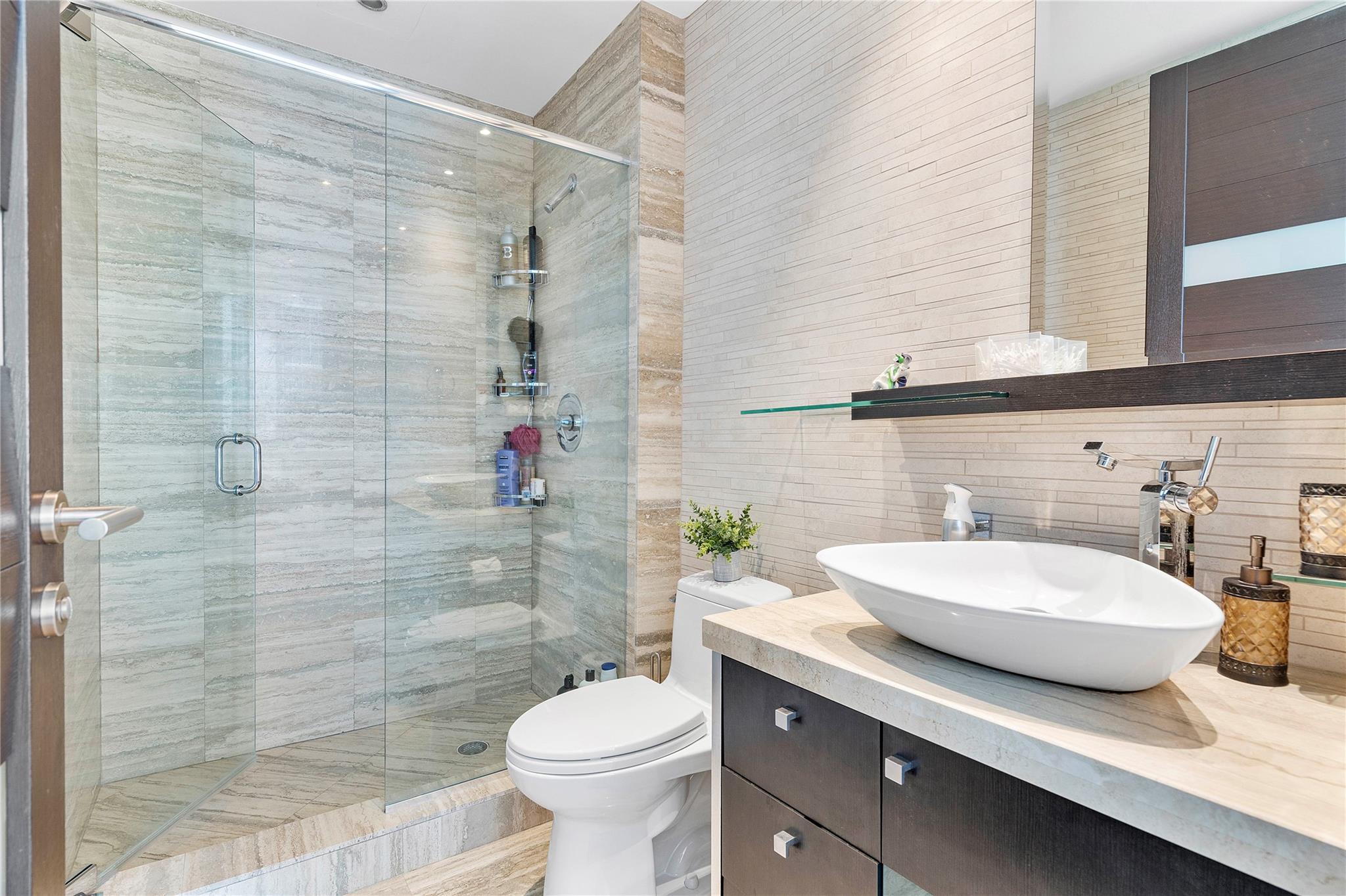 TDR Trump I Condo - Residential