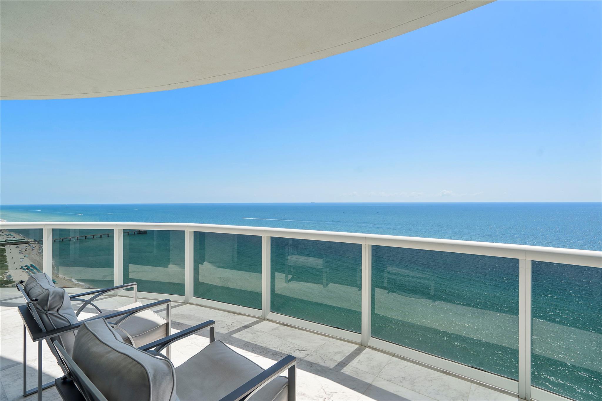 TDR Trump I Condo - Residential